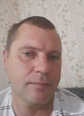 Александр из Волжска 46 лет