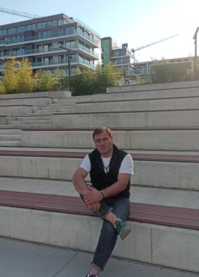 Zviadi из თბილისი 33 года
