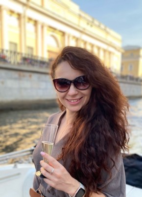 Арина, 30, Россия, Москва