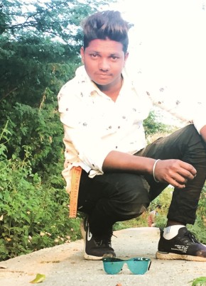 Ajay , 29, India, Surat