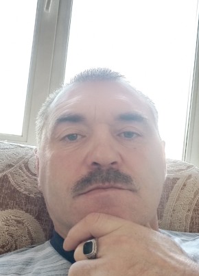Василий, 52, Россия, Барнаул
