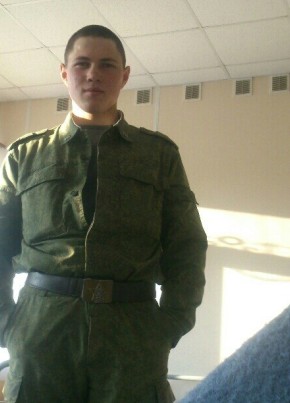 Илья, 28, Россия, Ярково