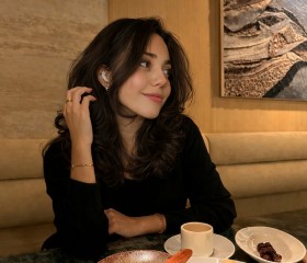Eva, 22, Bishkek