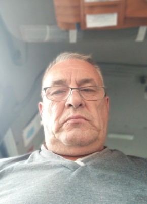Егор из Красноярска 52 года