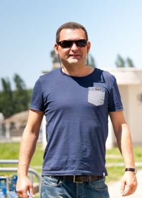 Denis, 54, Russia, Krasnodar