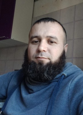 Шохмирзо Мирзаев, 39, Россия, Волхов