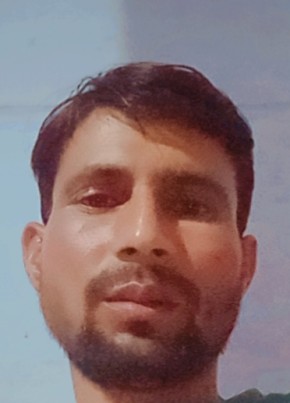 Bhan singh raja, 27, India, Harpālpur