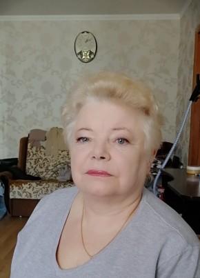 Ольга, 70, Россия, Москва