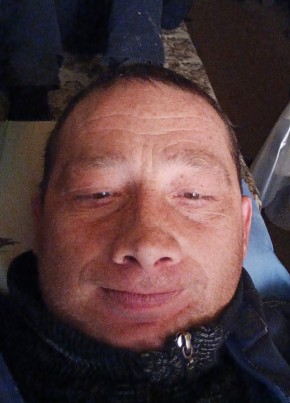 Evgeniy, 40, Russia, Taman