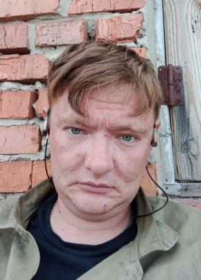 Макар, 32, Россия, Саратов