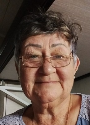 Роза из Кумертау 68 лет