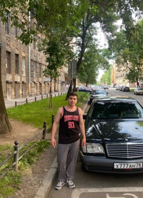 Адам, 24, Россия, Луга