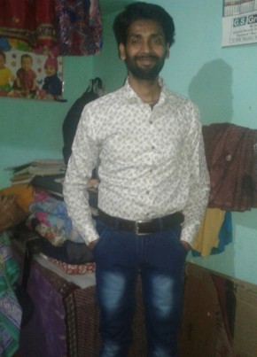 Amit, 40, India, Delhi