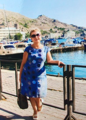 Лариса, 67, Россия, Севастополь