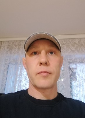 Олег из Рязани 48 лет