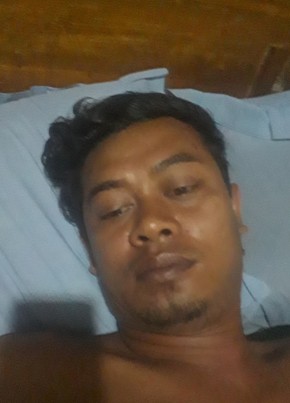 Maxx, 34, Indonesia, Sumber