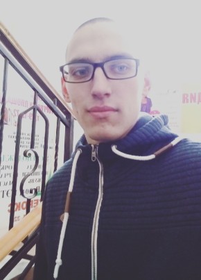 Илья, 24, Россия, Урень