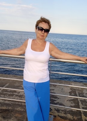 Elena, 61, Russia, Saint Petersburg
