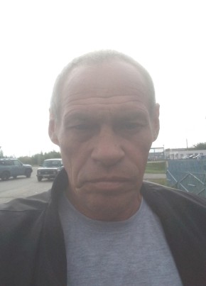 Александр из Альметьевска 52 года