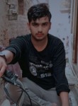 Husnain, 19, Gujranwala