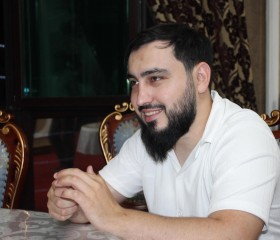 Nazir, 29, Istanbul