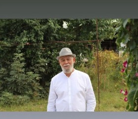 Kayrat Sultan, 60, Tashkent