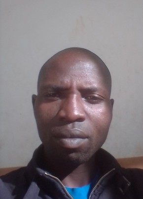 Robinson soita, 18, Kenya, Nairobi