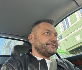 Maksim, 43, Moscow