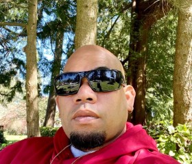 Y, 22, Auburn (State of Washington)