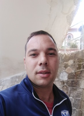 Nikos, 31, Ελληνική Δημοκρατία, Μυτιλήνη