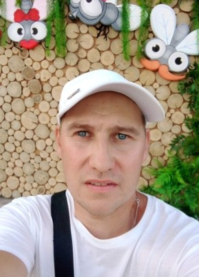 Дмитрий из Волгограда 36 лет