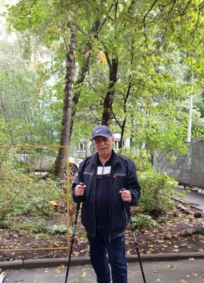 Александр из Москвы 72 года