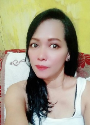 Ayuni, 43, Indonesia, Djakarta