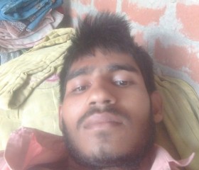 Mahesh singh, 23 года, Sītāpur