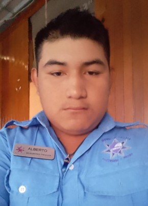 Alberto, 19, Estados Unidos Mexicanos, Macultepec
