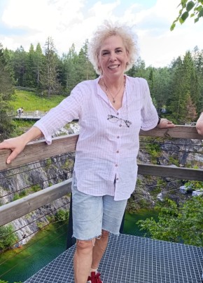 Света из Калининграда 54 года