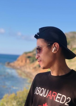 Abdo из Sidi Akkacha 19 лет