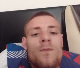 Keaton, 24, Bridgwater