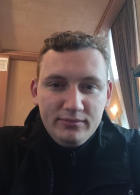 Сергей из Мариуполи 22 года