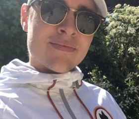 Arthur, 28, La Riche