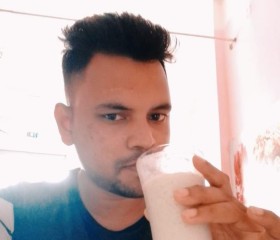 Khan, 25, Shahzadpur