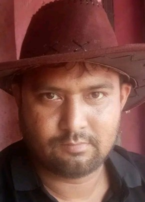 Resham, 35, Nepal, Kathmandu