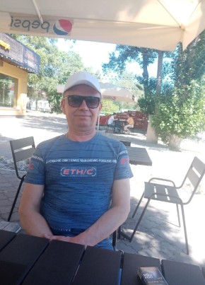 михаил, 56, Россия, Воронеж