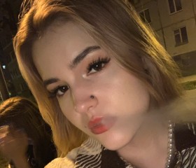 Наташа, 22 года, Санкт-Петербург