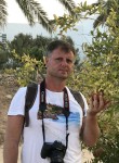 Igor, 47, Moscow