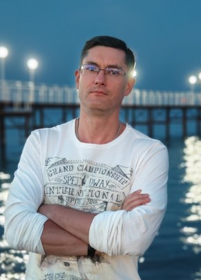 Dmitriy, 41, Russia, Moscow