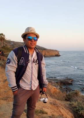JB, 24, Estados Unidos Mexicanos, Tijuana