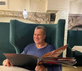 Oleg, 50, Yekaterinburg