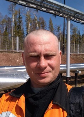 Роман из Тюмени 44 года