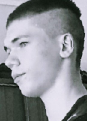 Дима из Саратова 19 лет